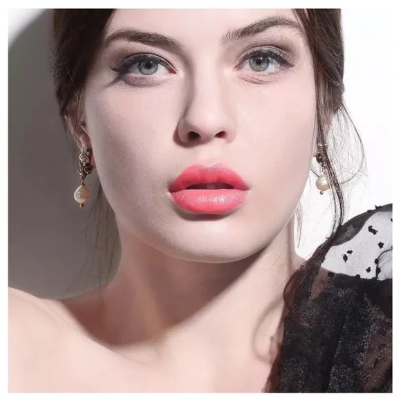 Fresh Pearl Flower Earrings NWT - Picture 6 of 6